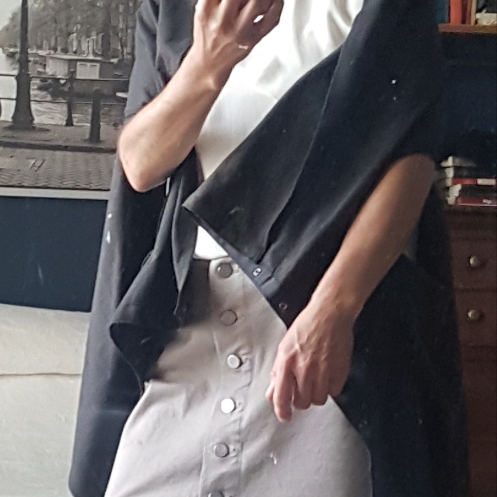 Lululemon shawl, like new